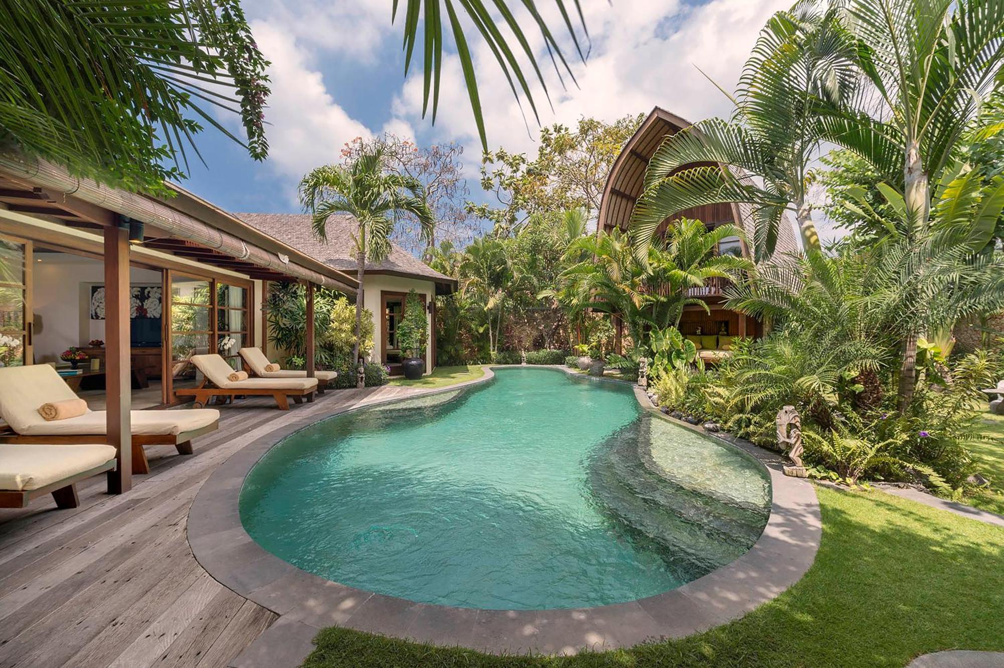Lataliana Seminyak Villa Exteriör bild